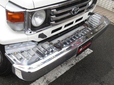 TOYOTA LAND CRUISER - 9