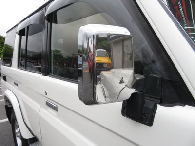 TOYOTA LAND CRUISER - 10