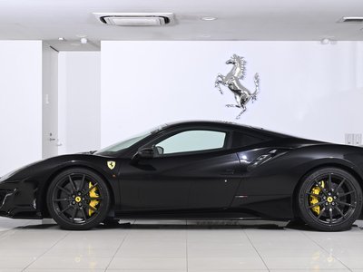 FERRARI 488 - 3