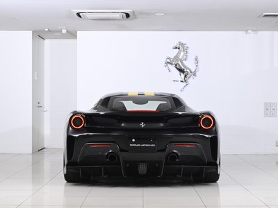 FERRARI 488 - 5