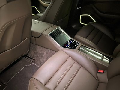 صورة 5 لـ 2020 Porsche PANAMERA