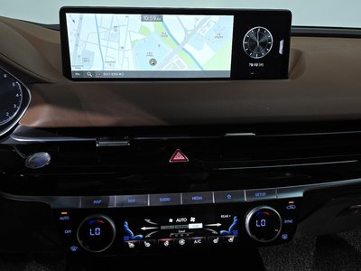 2022 Genesis G80 (RG3) thumbnail 18