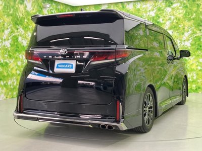 2024 Toyota VELLFIRE — фото 3