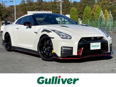 NISSAN GT-R