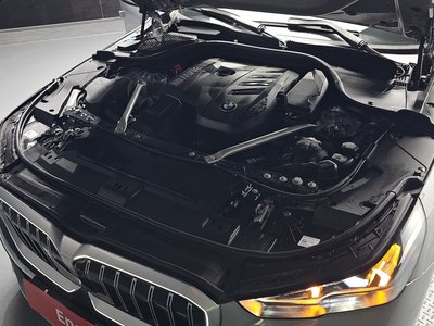 BMW 5 SERIES - 7
