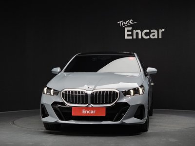 BMW 5 SERIES - 2