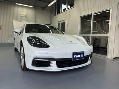 PORSCHE PANAMERA - 1