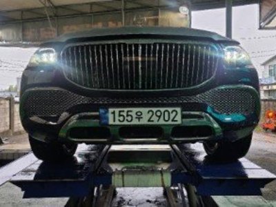 MERCEDES-BENZ GLS - 1