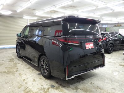 TOYOTA VELLFIRE - 9