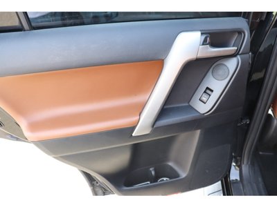 2021 Toyota LAND CRUISER PRADO thumbnail 39