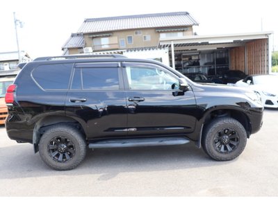صورة 6 لـ 2021 Toyota LAND CRUISER PRADO
