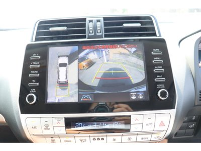 2021 Toyota LAND CRUISER PRADO thumbnail 27