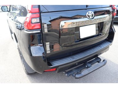 2021 Toyota LAND CRUISER PRADO thumbnail 15