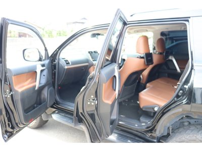 2021 Toyota LAND CRUISER PRADO thumbnail 34