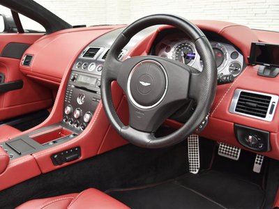 2009 Aston Martin V8 VANTAGE ROADSTER — фото 13