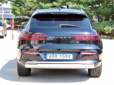 2022 Genesis ELECTRIFIED GV70 photo 5