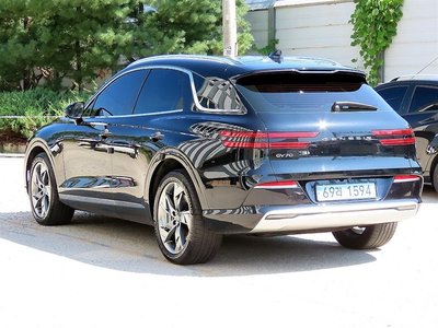 2022 Genesis ELECTRIFIED GV70 photo 4