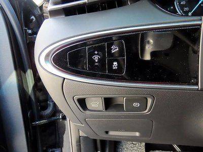 2022 Genesis ELECTRIFIED GV70 thumbnail 12