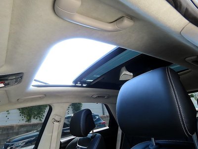 2022 Genesis ELECTRIFIED GV70 thumbnail 14