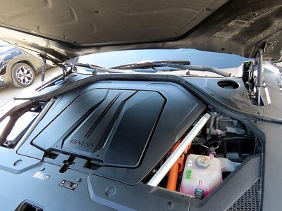 2022 Genesis ELECTRIFIED GV70 thumbnail 19