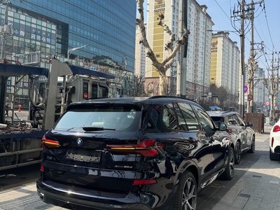 صورة 4 لـ 2026 BMW X5