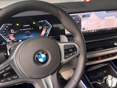 صورة 7 لـ 2026 BMW X5