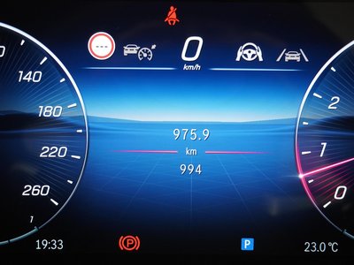 2025 Mercedes-BENZ C-CLASS — миниатюра 23