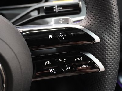 2025 Mercedes-BENZ C-CLASS — миниатюра 19