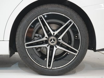 2025 Mercedes-BENZ C-CLASS — миниатюра 14