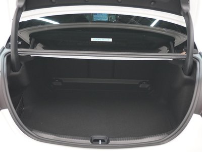 2025 Mercedes-BENZ C-CLASS — миниатюра 49