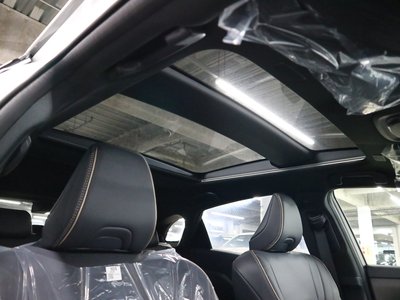 TOYOTA CROWN SPORT - 2