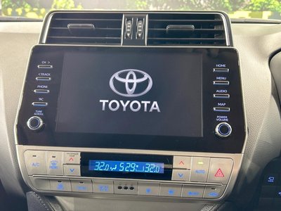 TOYOTA LAND CRUISER PRADO - 4