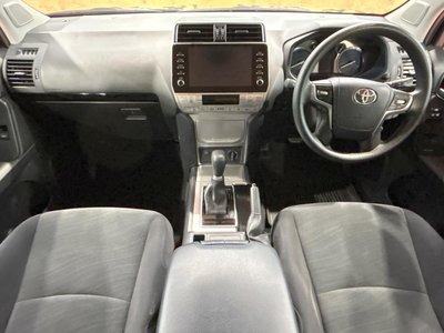 TOYOTA LAND CRUISER PRADO - 2