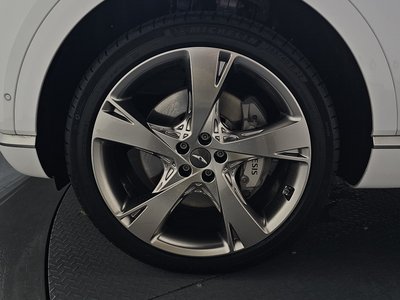 صورة 6 لـ 2023 Genesis GV80