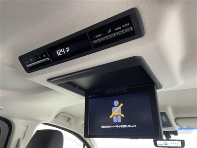 TOYOTA GRAND ACE - 3