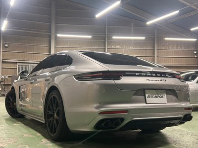 2020 Porsche PANAMERA 照片 2