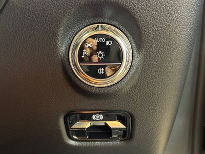 MERCEDES-BENZ C-CLASS - 7