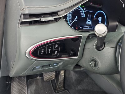 2021 Genesis GV70 — миниатюра 22