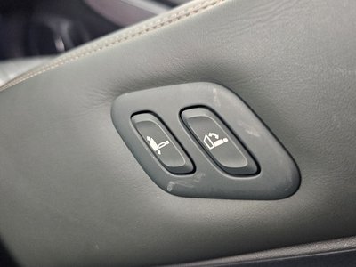 2021 Genesis GV70 — миниатюра 31