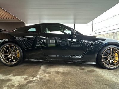 NISSAN GT-R - 3