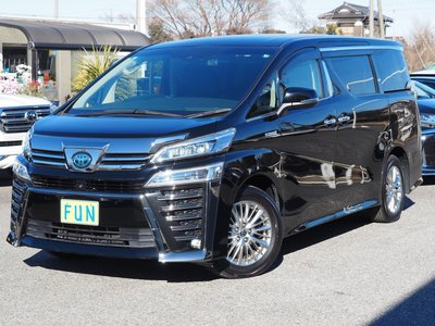 TOYOTA VELLFIRE - 4