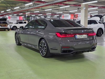 BMW 7 SERIES - 7