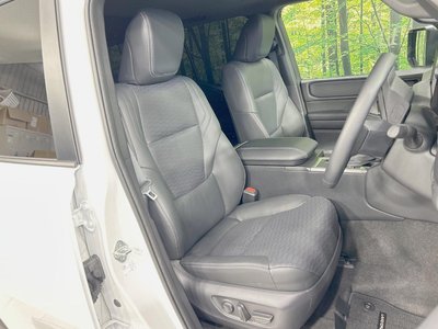 2025 Toyota LAND CRUISER 250 — фото 8