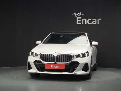 BMW 5 SERIES - 2