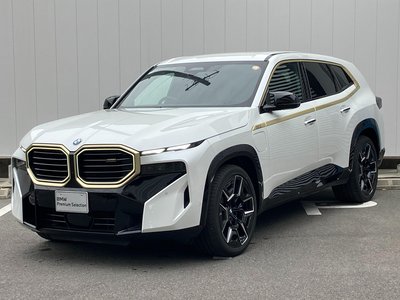BMW XM - 1