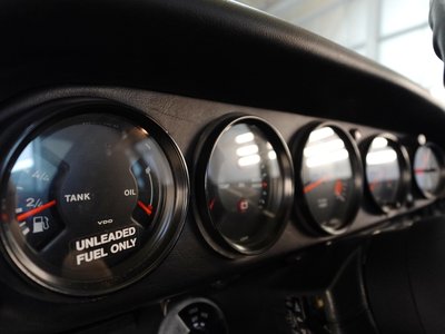 1984 Porsche 911 thumbnail 28
