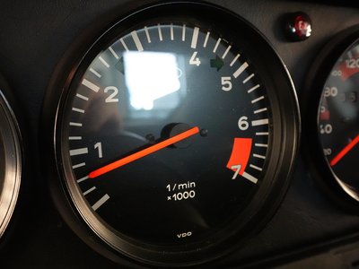 1984 Porsche 911 thumbnail 34