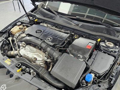 MERCEDES-BENZ CLA - 7