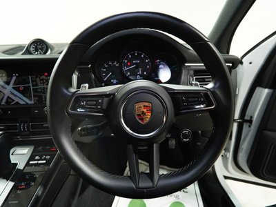 صورة مصغرة 17 لـ 2022 Porsche MACAN