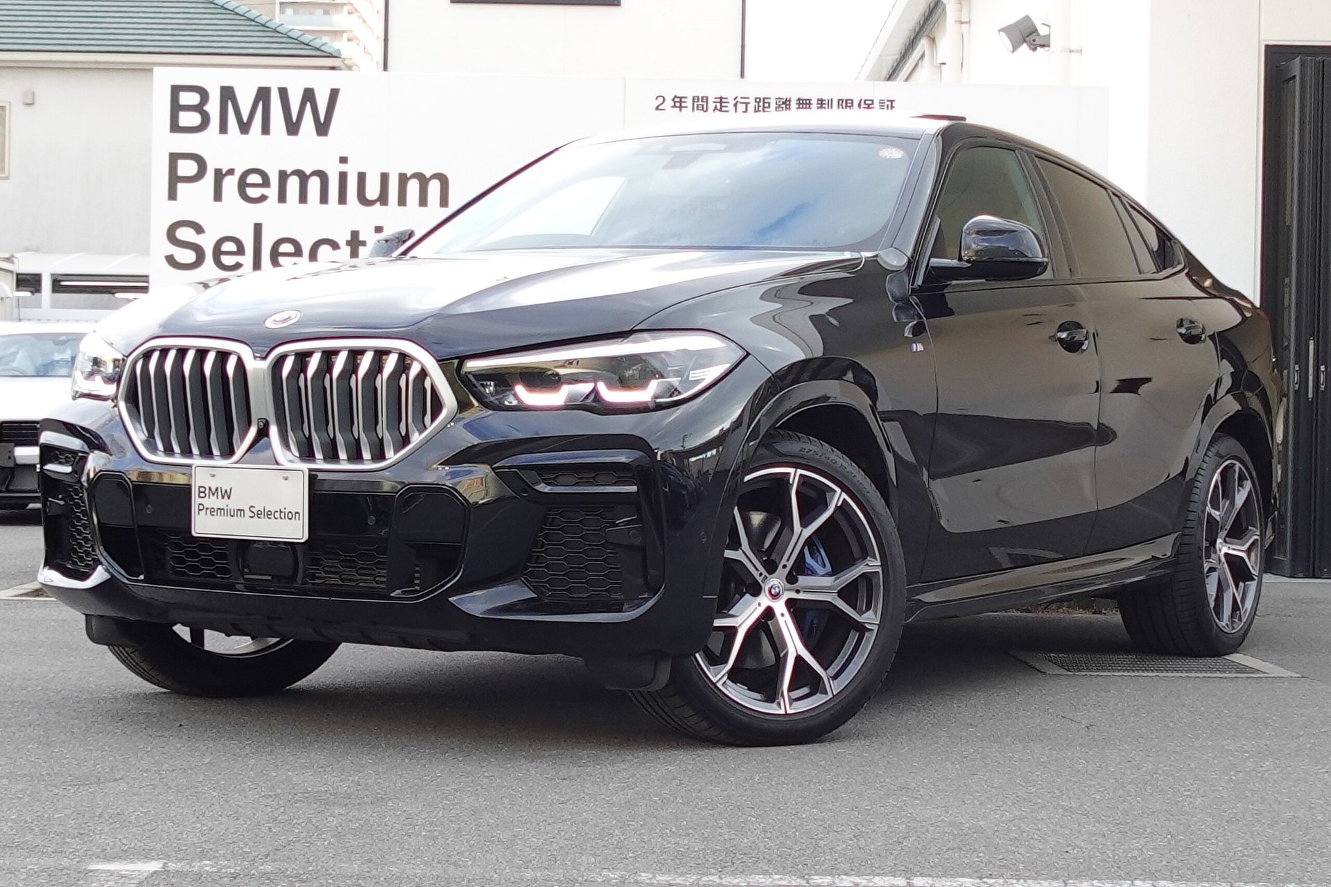 BMW X6 - View 1